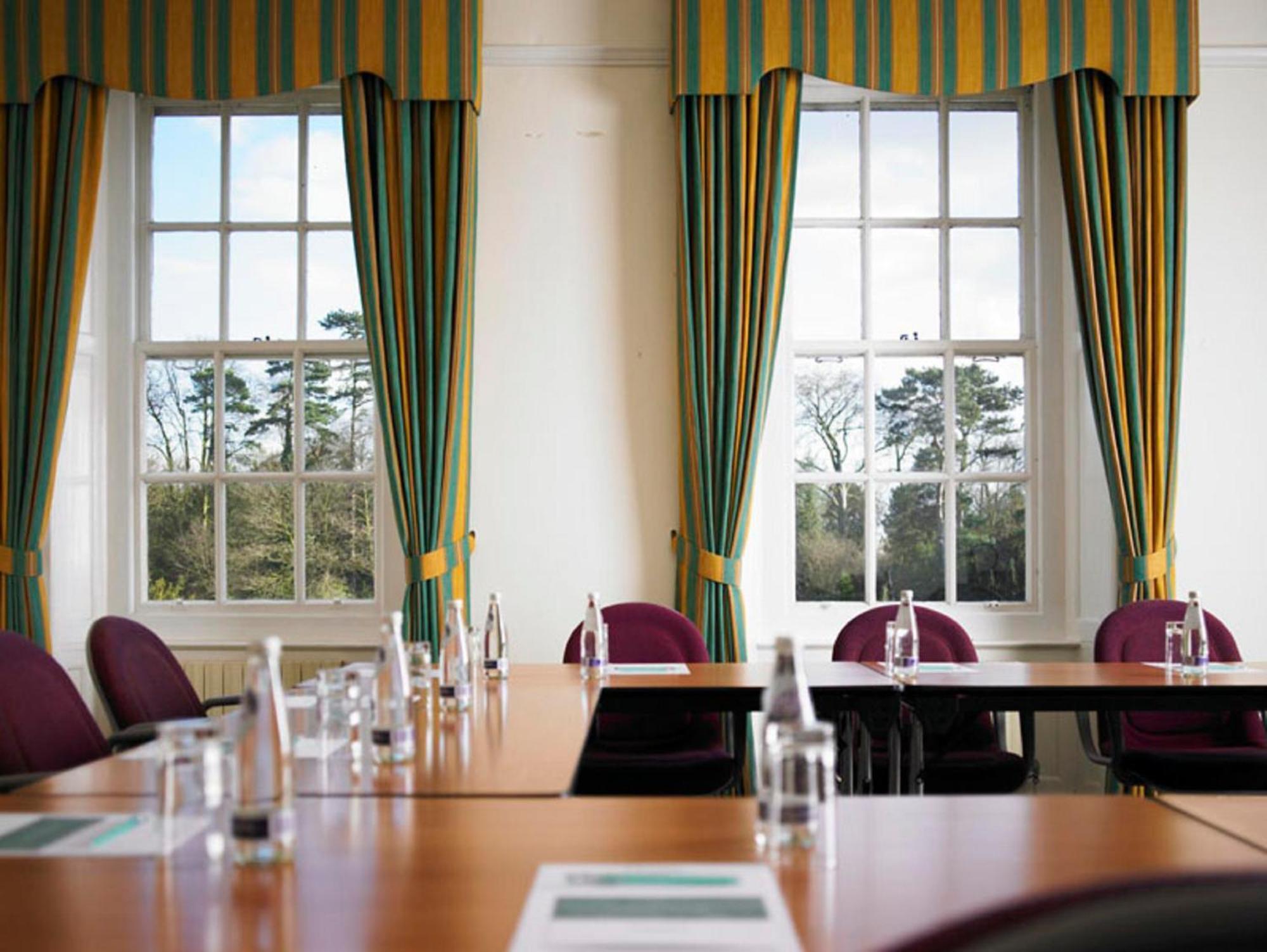 Hunton Park Hotel Kings Langley Bagian luar foto