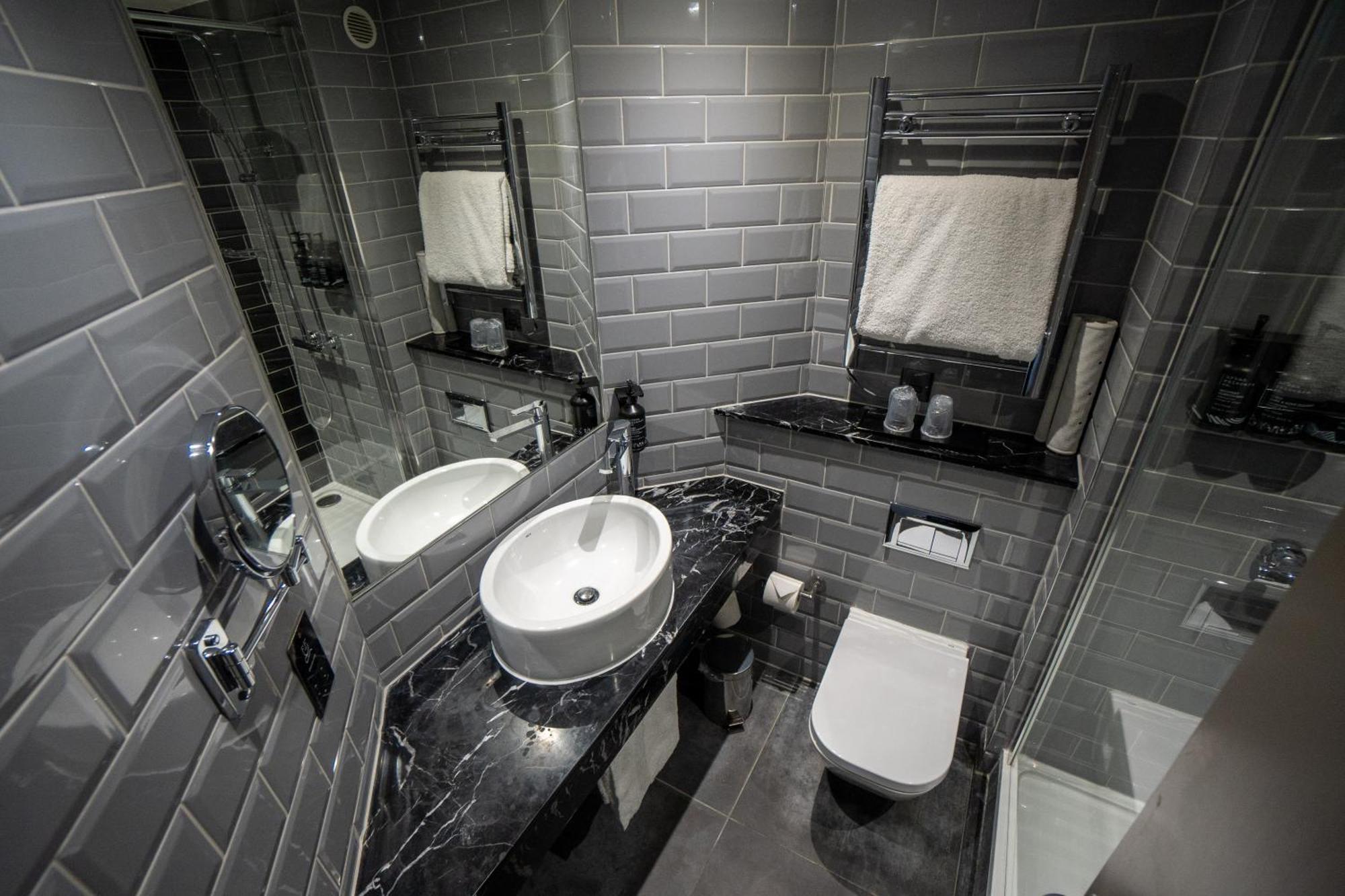 Hunton Park Hotel Kings Langley Bagian luar foto
