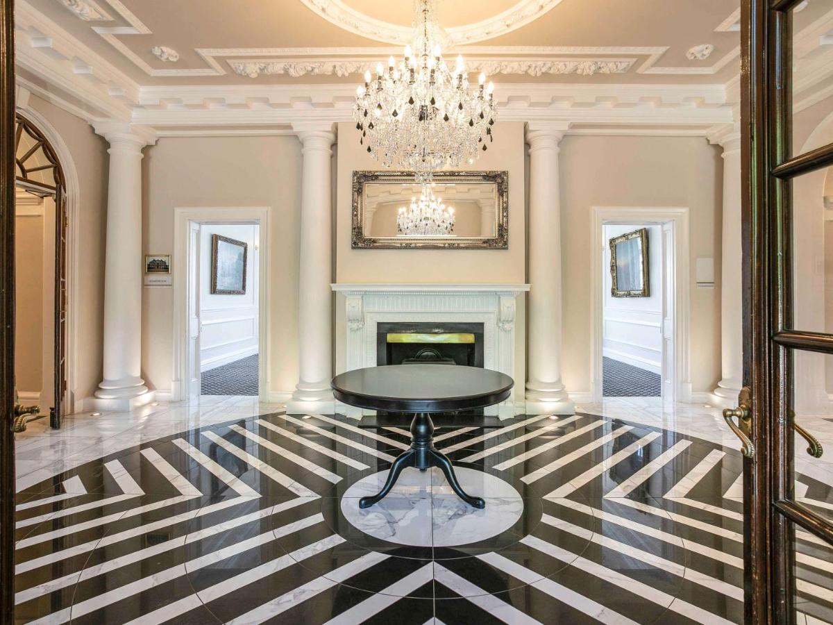 Hunton Park Hotel Kings Langley Bagian luar foto